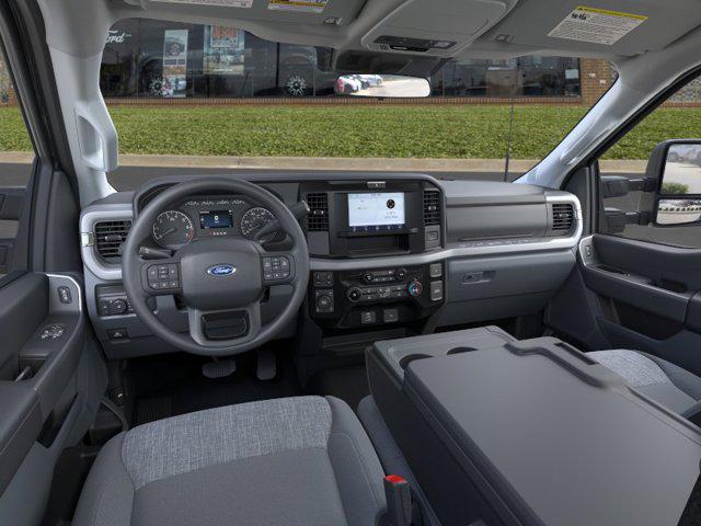 2026 Ford F-350 XLT