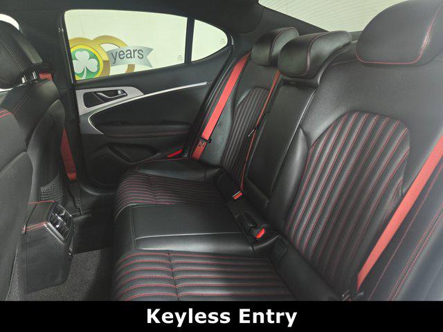 2023 Genesis G70 2.0T RWD