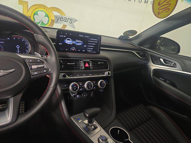 2023 Genesis G70 2.0T RWD