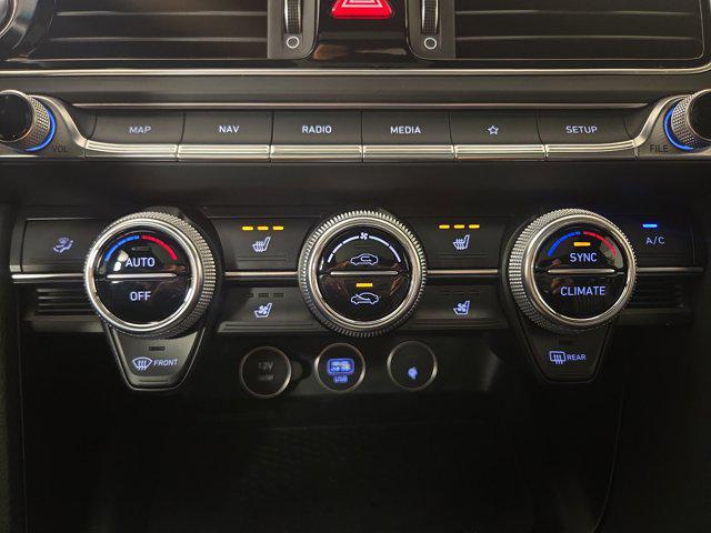 2023 Genesis G70 2.0T RWD
