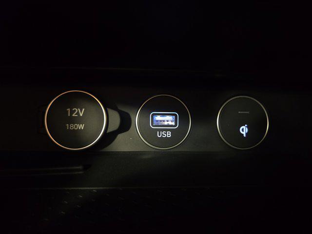 2023 Genesis G70 2.0T RWD