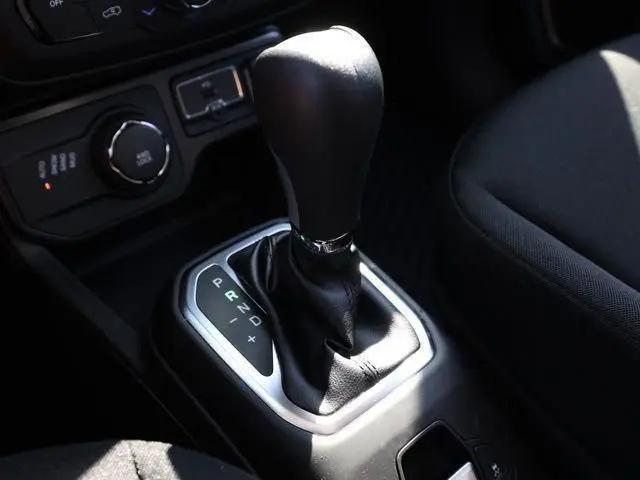 2023 Jeep Renegade Latitude 4x4