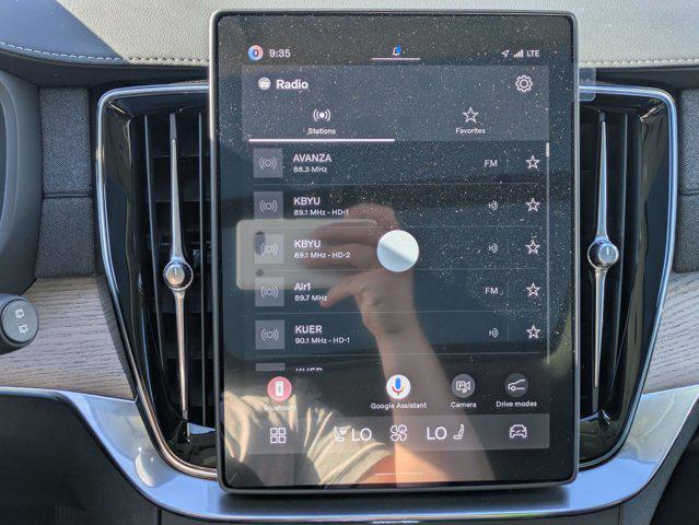 2026 Volvo XC90 Plug-In Hybrid Plus, T8 AWD, Electric/Gasoline, Bright, 6 Seats
