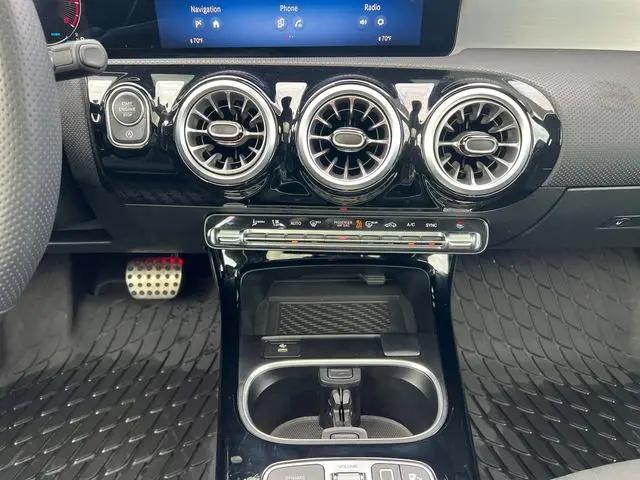 2026 Mercedes-Benz CLA 250 4MATIC