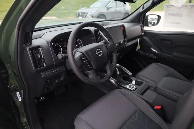 2026 Nissan Frontier Crew Cab Long Bed SV 4x4