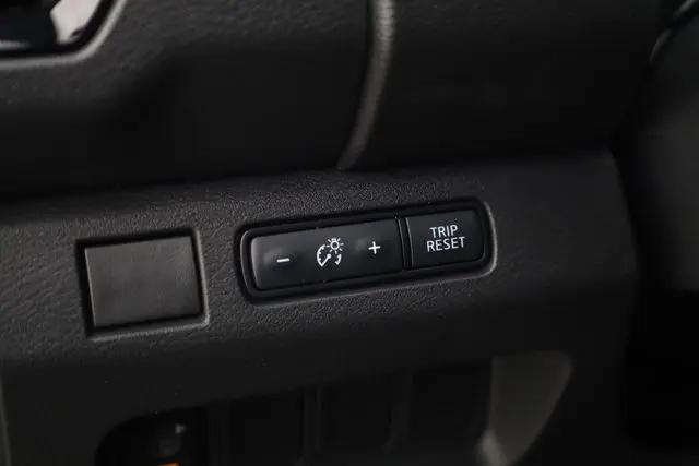 2026 Nissan Frontier Crew Cab Long Bed SV 4x4