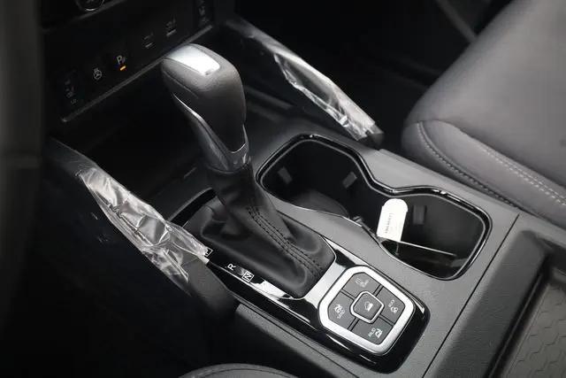 2026 Nissan Frontier Crew Cab Long Bed SV 4x4