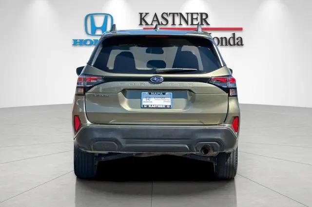 2025 Subaru Forester Premium