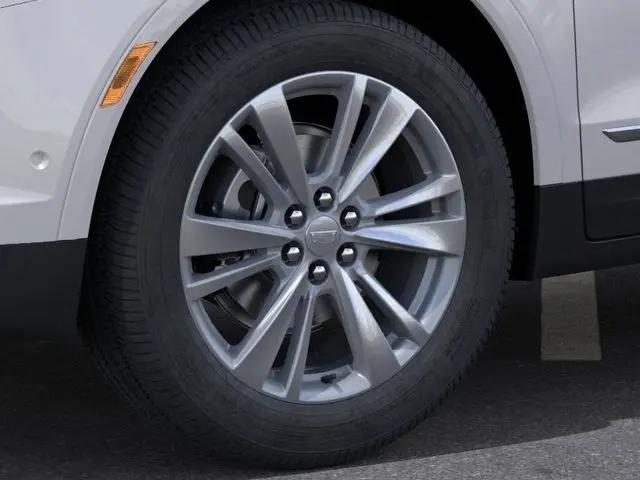 2026 Cadillac XT5 Premium Luxury FWD