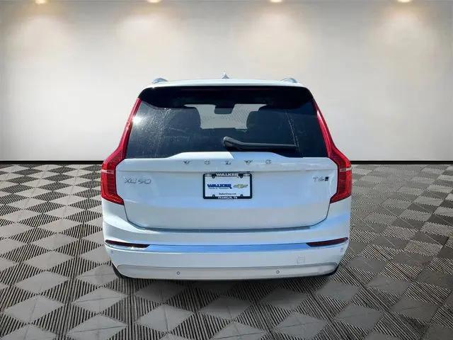 2022 Volvo XC90 T6 Inscription 7 Passenger