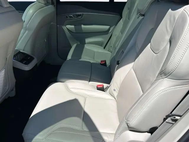 2022 Volvo XC90 T6 Inscription 7 Passenger