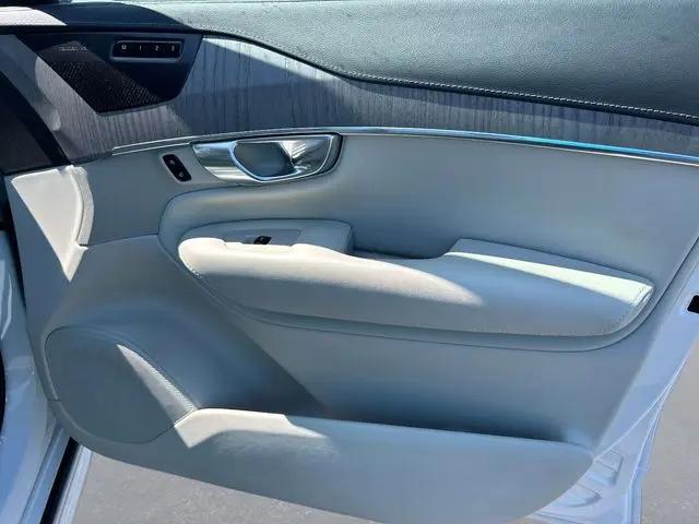 2022 Volvo XC90 T6 Inscription 7 Passenger