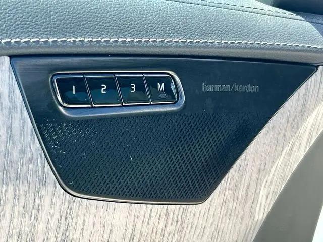 2022 Volvo XC90 T6 Inscription 7 Passenger