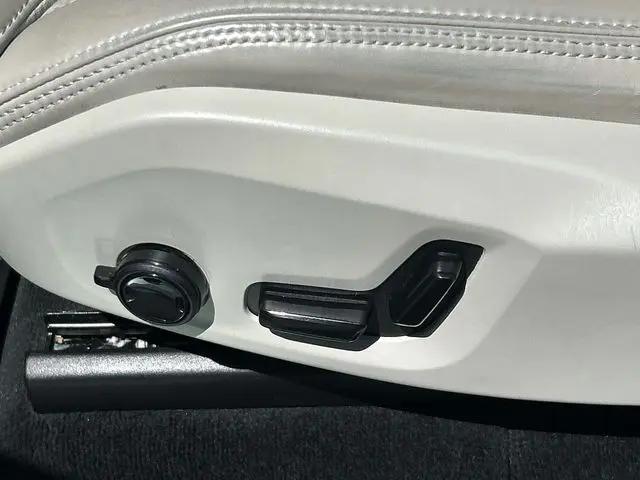 2022 Volvo XC90 T6 Inscription 7 Passenger