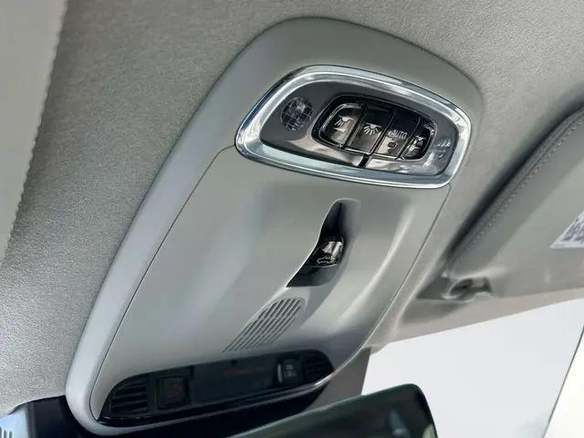 2022 Volvo XC90 T6 Inscription 7 Passenger