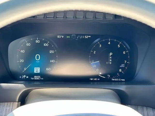 2022 Volvo XC90 T6 Inscription 7 Passenger