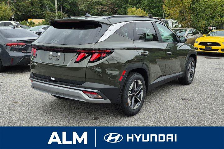 New 2026 Green HYUNDAI SEL FWD image 5