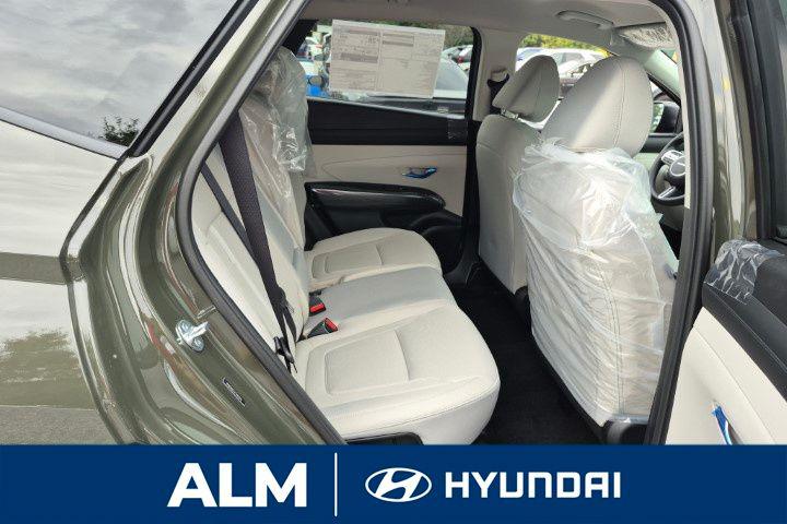 New 2026 Green HYUNDAI SEL FWD image 17