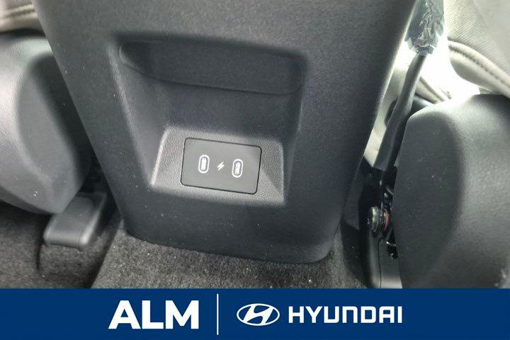 New 2026 Green HYUNDAI SEL FWD image 18