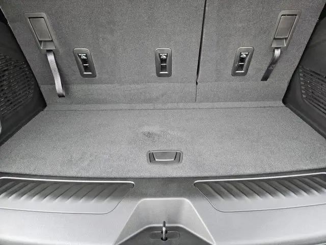 2026 Chevrolet Tahoe 4WD LS
