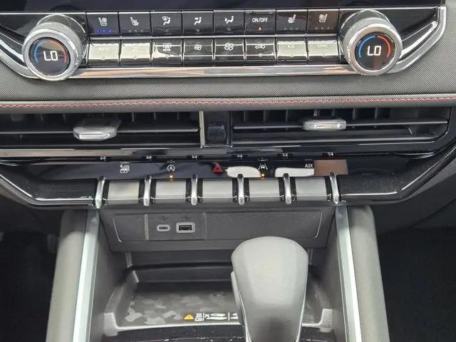 2025 Chevrolet Colorado 4WD Z71