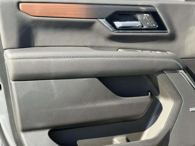 2026 GMC Yukon XL 4WD Denali
