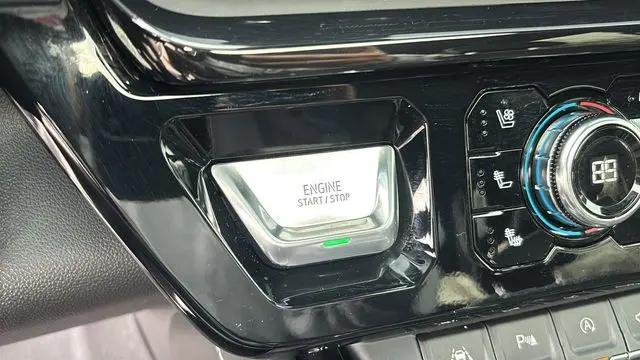 2025 GMC Sierra 1500 4WD Crew Cab Short Box AT4X