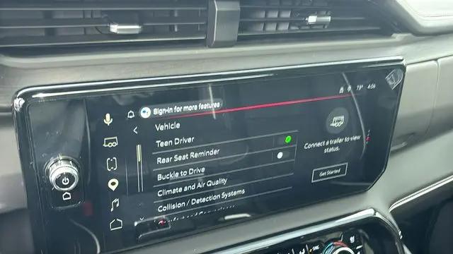 2025 GMC Sierra 1500 4WD Crew Cab Short Box AT4X