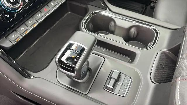 2025 GMC Sierra 1500 4WD Crew Cab Short Box AT4X