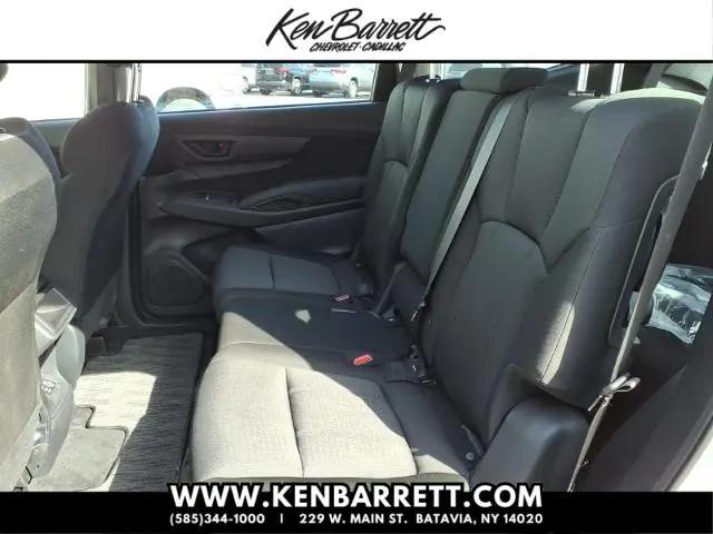 2023 Subaru Ascent Base 8-Passenger