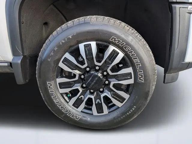 2024 GMC Sierra 3500HD 4WD Crew Cab Standard Bed Denali Ultimate