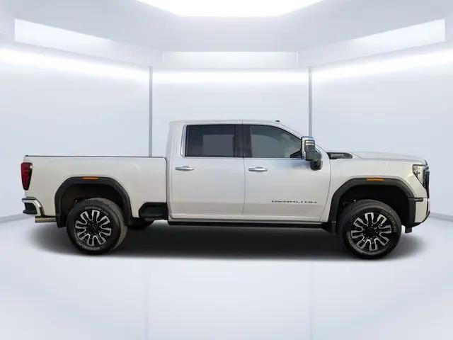 2024 GMC Sierra 3500HD 4WD Crew Cab Standard Bed Denali Ultimate