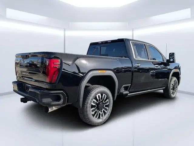 2026 GMC Sierra 2500HD Crew Cab, Standard Bed, Denali Ultimate, 4WD