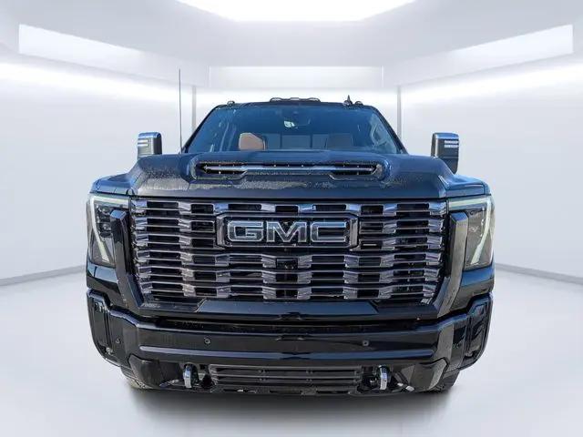 2026 GMC Sierra 2500HD Crew Cab, Standard Bed, Denali Ultimate, 4WD