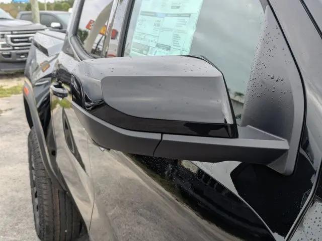 2026 GMC Canyon Elevation, RWD