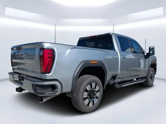 2026 GMC Sierra 2500HD Crew Cab, Standard Bed, Denali, 4WD