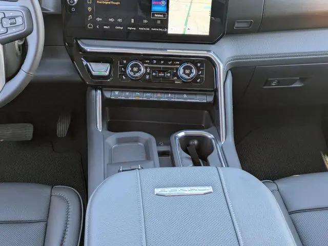 2026 GMC Sierra 2500HD Crew Cab, Standard Bed, Denali, 4WD