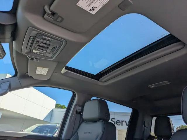 2026 GMC Sierra 2500HD Crew Cab, Standard Bed, Denali, 4WD