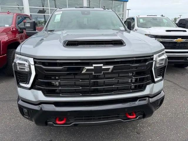 2026 Chevrolet Silverado 3500HD Crew Cab, Long Bed, LT Dual Rear Wheel, RWD