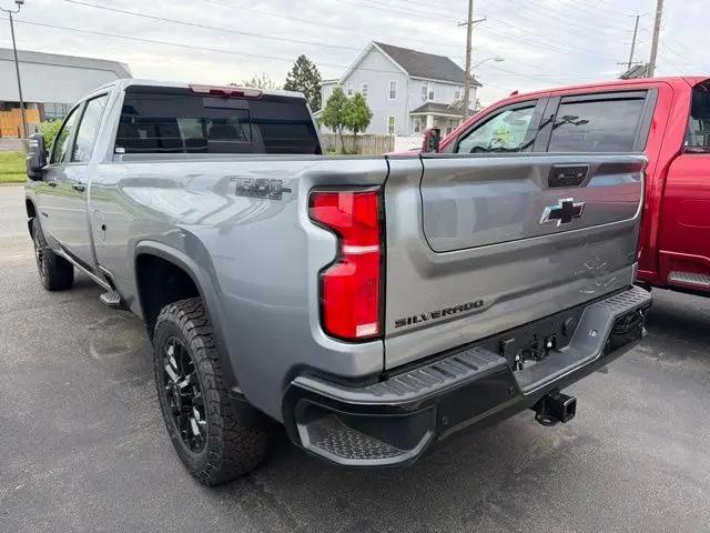 2026 Chevrolet Silverado 3500HD Crew Cab, Long Bed, LT Dual Rear Wheel, RWD