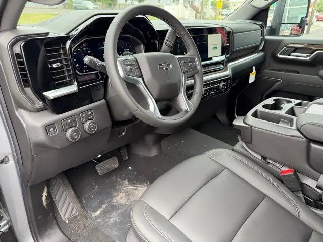 2026 Chevrolet Silverado 3500HD Crew Cab, Long Bed, LT Dual Rear Wheel, RWD