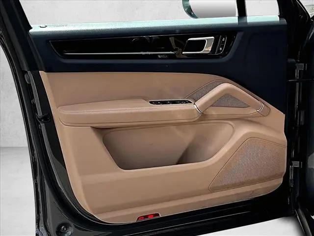 2020 Porsche Cayenne Cayenne