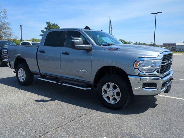 2024 RAM 2500 Big Horn Crew Cab 4x4 64 Box