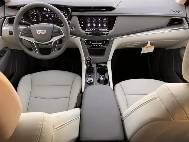 2026 Cadillac XT5 Premium Luxury FWD