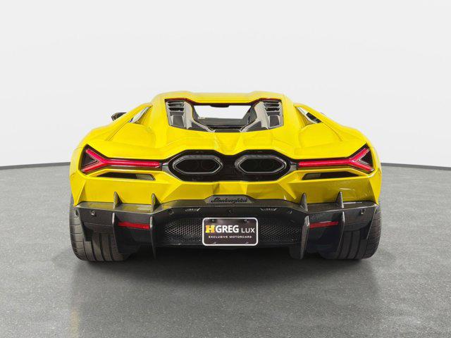2025 Lamborghini Revuelto Base