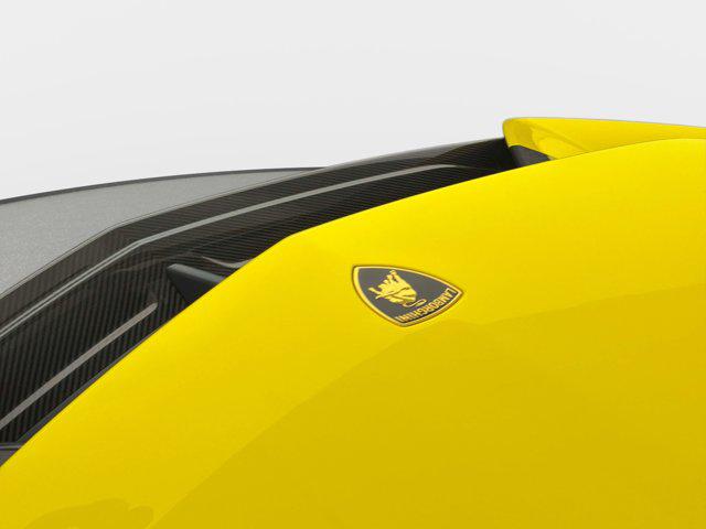 2025 Lamborghini Revuelto Base