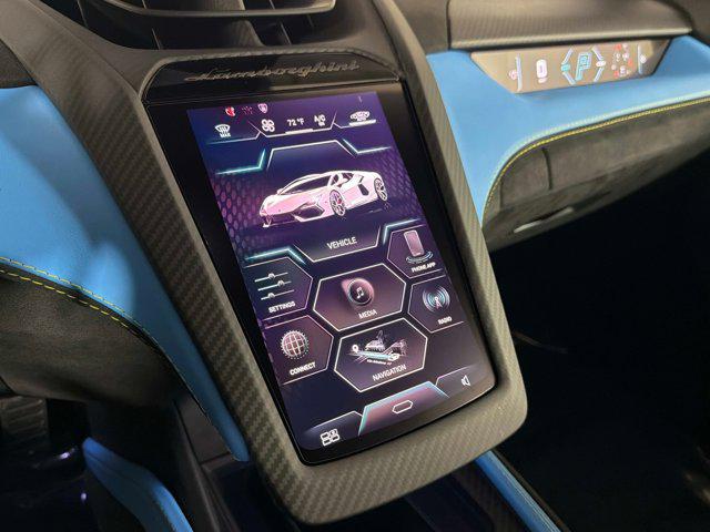 2025 Lamborghini Revuelto Base