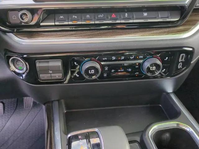 2026 Chevrolet Silverado 1500 4WD Crew Cab Short Bed RST