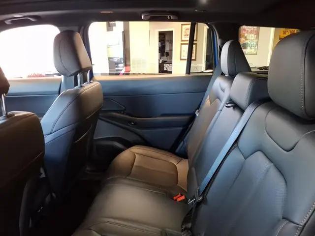 2026 Jeep Cherokee Limited 4x4