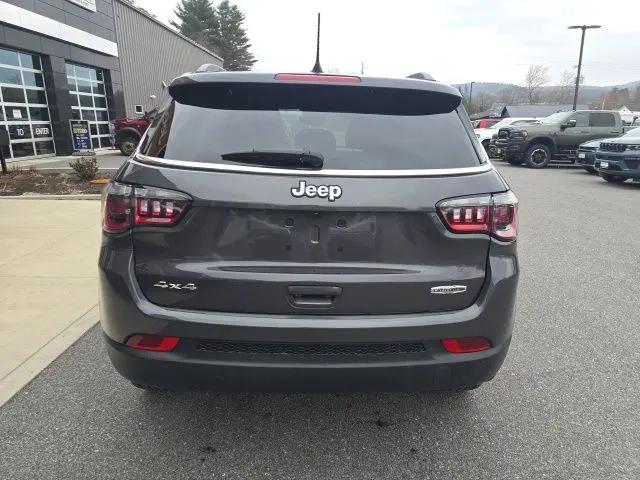 2024 Jeep Compass Latitude Lux FWD